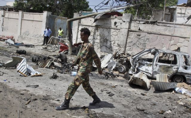 Καμικάζι σε ξενοδοχείο της Σομαλίας με στόχο κυβερνητικούς αξιωματούχους